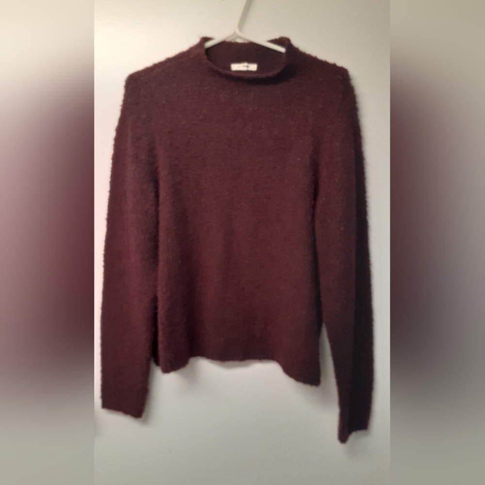 Cozy Maurices-brand burgundy sweater - size large